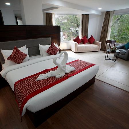 The Terrace By Ladder Mgd By Citrine Hotel Thiruvananthapuram Exterior photo