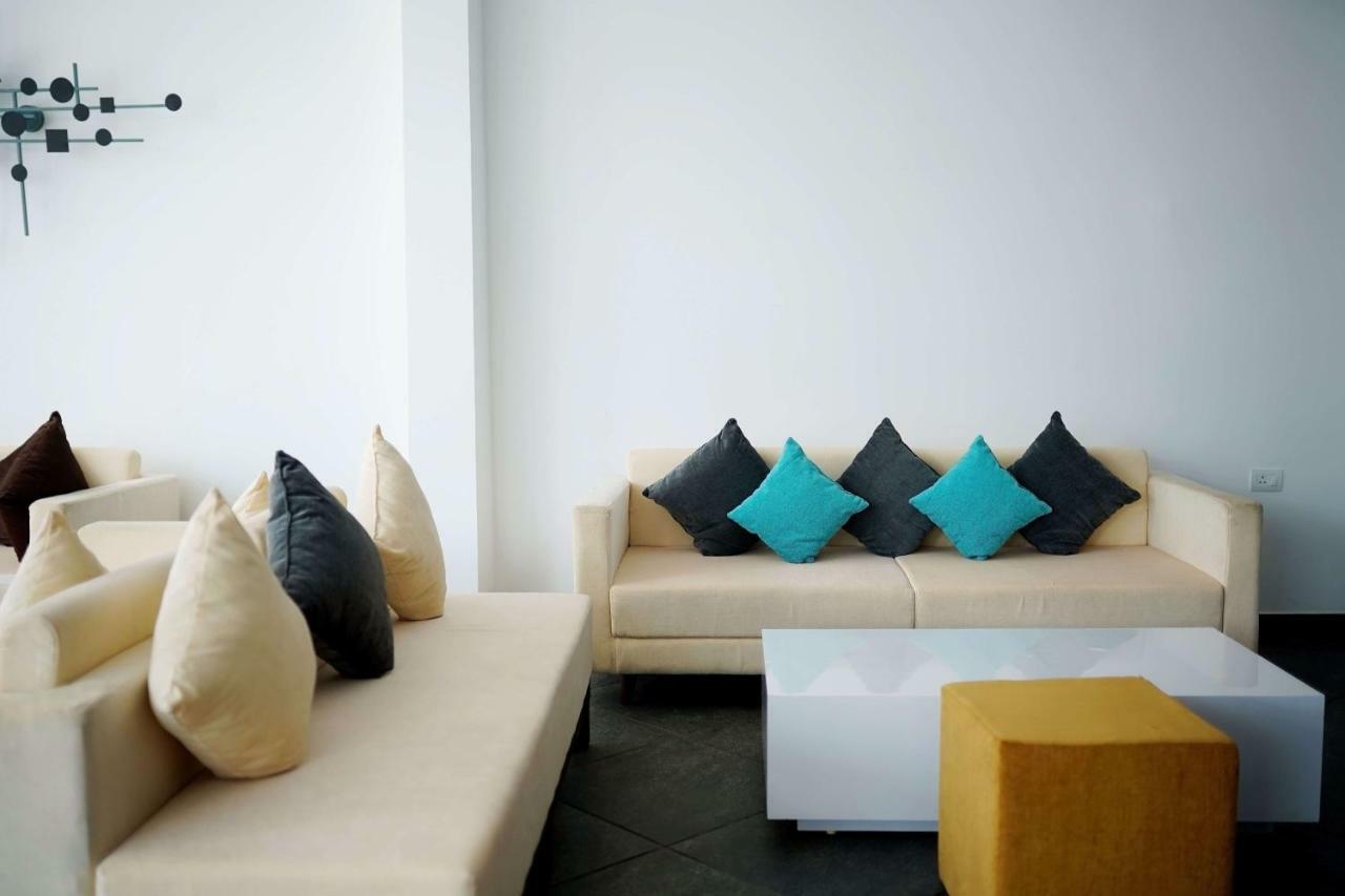 The Terrace By Ladder Mgd By Citrine Hotel Thiruvananthapuram Exterior photo